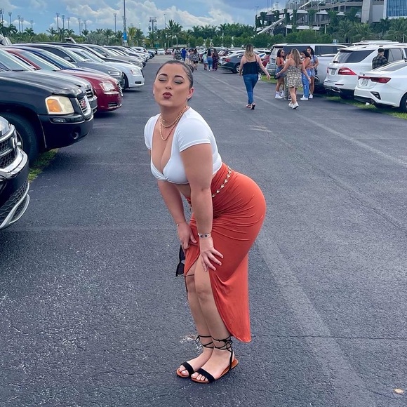 Satin rust asymmetrical ruched open slit skirt - Picture 9 of 9